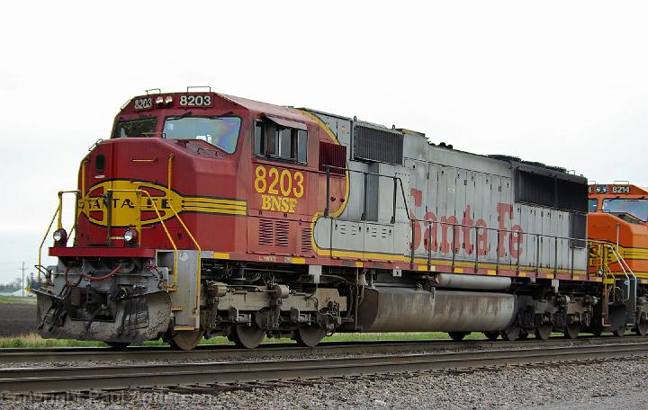 BNSF 8203 - SD75M.jpg